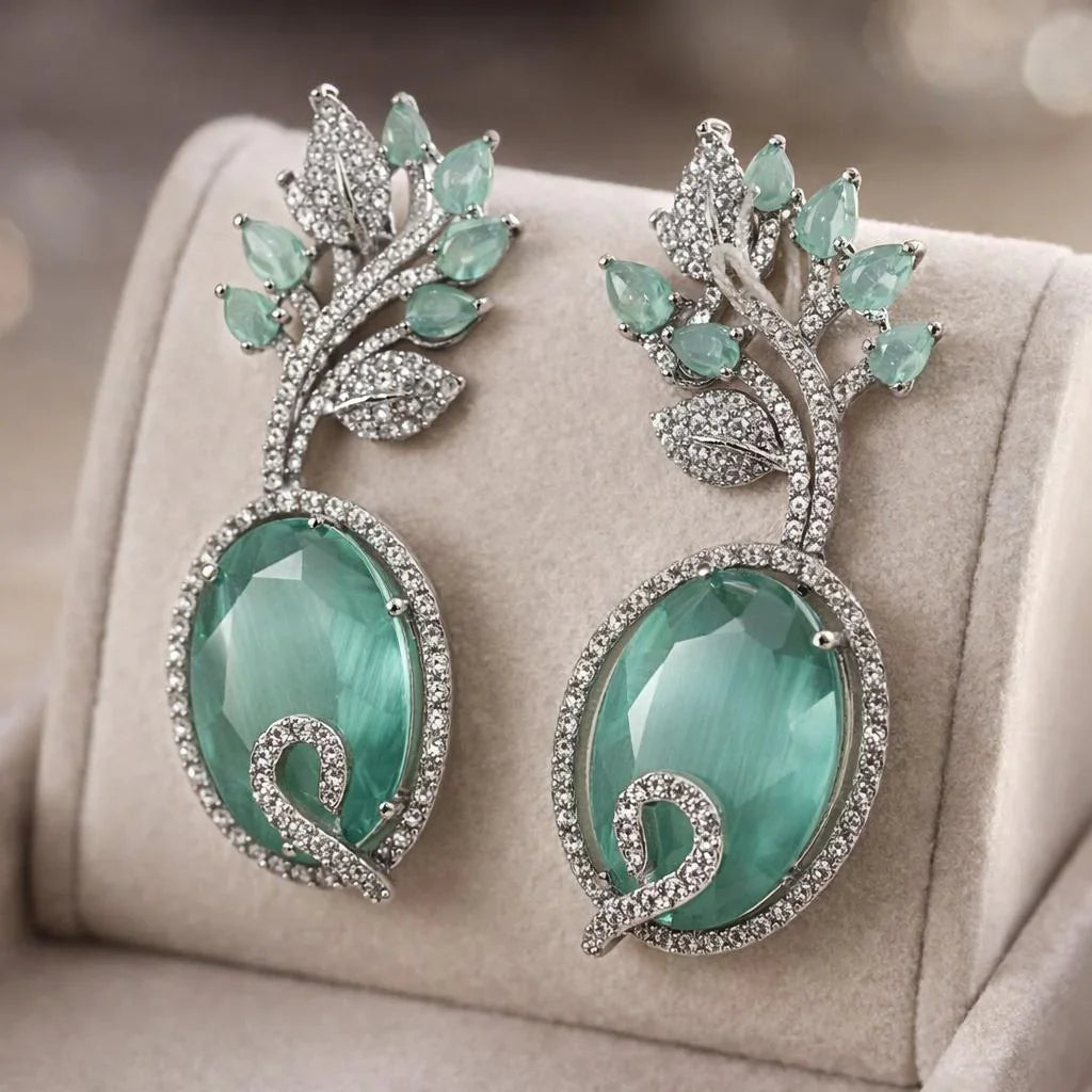 Mint Ivy Leaf Dangle Earrings